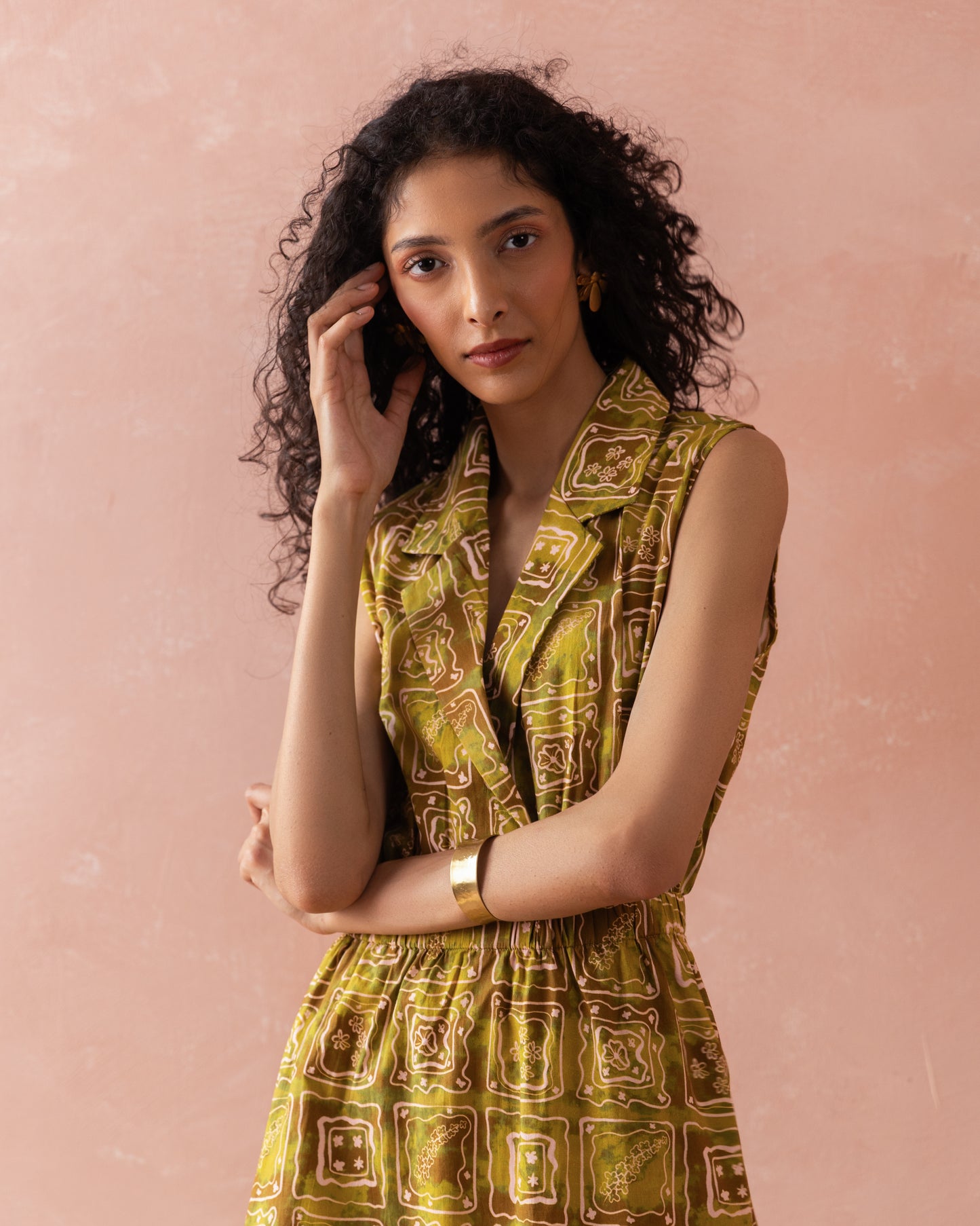 FIELD BLOOM COLLARED MAXI DRESS